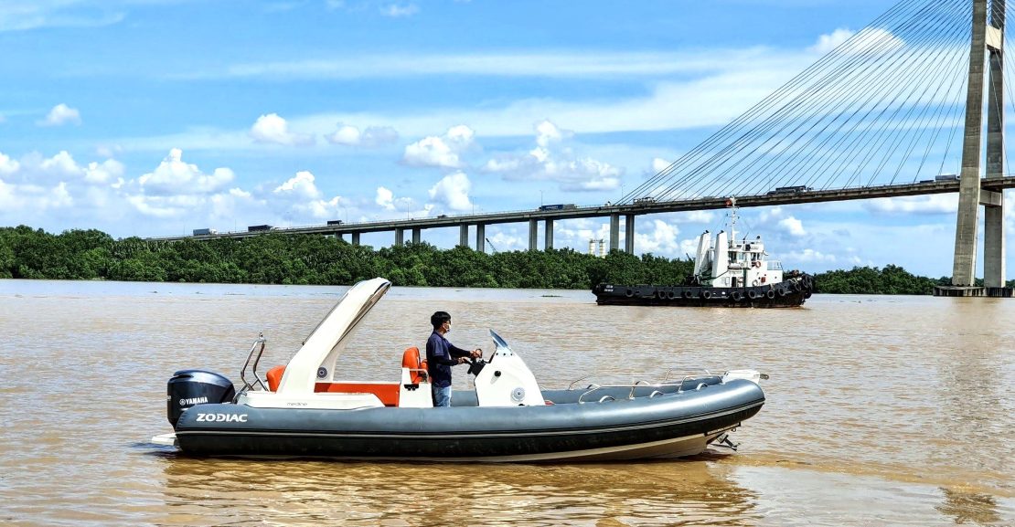 Máy tàu YAMAHA 4 thì 250Hp - Model F250HET