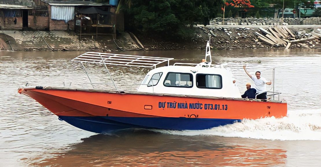 Nanni Z6.300 trên tàu tìm kiếm cứu nạn