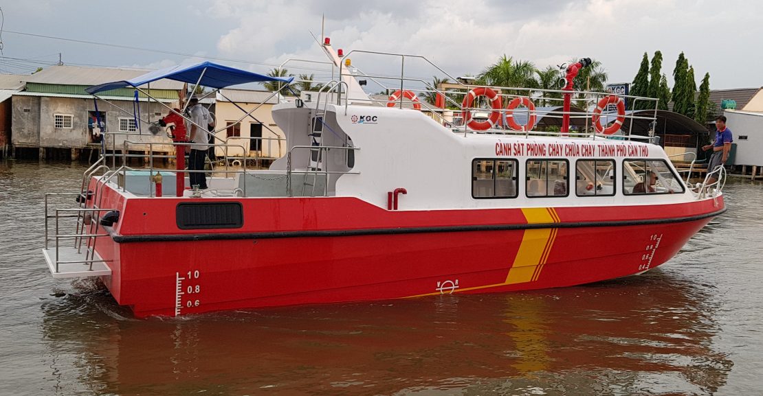 Máy Nanni N9.600 được sử dụng trên tàu cứu hoả